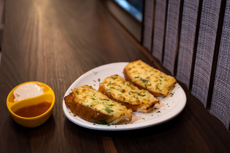 Buffalo mozzarella pizza offer